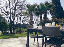 Le Chateau Des Cinq Cantons Ξενοδοχείο Carpentras Εξωτερικό φωτογραφία